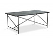 Table de repas scandinave en marbre de Carrare. 185 cm. Structure noire. 