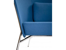 Aura 1L Chair. 