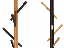 Naula standing coat rack. 