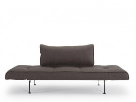 Banquette scandinave  convertible modèle Nyborg Steel.