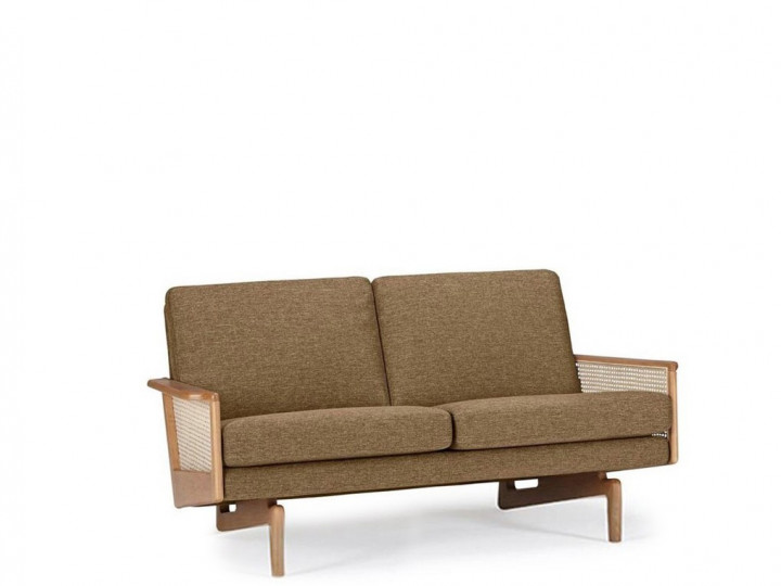 Hanne Sofa. 2 seater. 