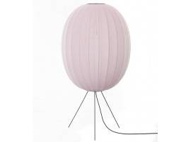 Lampadaire scandinave modèle Knit-Wit. Ø 65 cm. Taille M.  