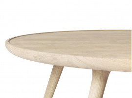 Table d'appoint scandinave modèle Accent chêne. Ø 60 cm