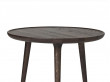 Table d'appoint scandinave modèle Accent. chêne foncé Ø 60 cm