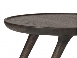 Accent Oval Lounge Table.