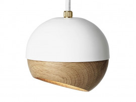 Suspension scandinave modèle Ray. Taille S. Blanc