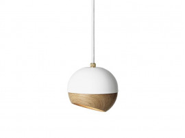Suspension scandinave modèle Ray. Taille S. Blanc