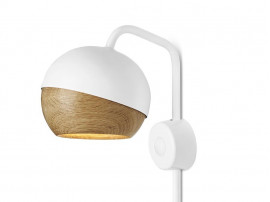 Ray Wall Lamp. White. 