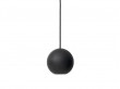 Suspension scandinave modèle Liuku Ball. Noir. 