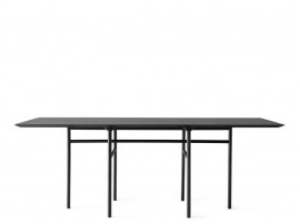 Table de repas scandinave modèle Snaregade rectangulaire. 6-8 pers. 