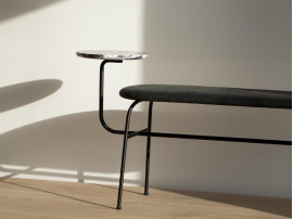 Banc scandinave modèle Afteroom. Cuir noir