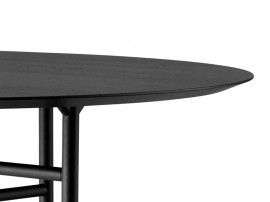 Table de repas Snaregade ronde Ø138 cm. 6-8 pers. 