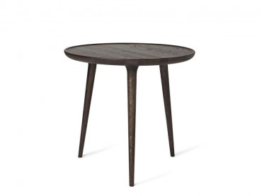 Table d'appoint scandinave modèle Accent. chêne foncé Ø 60 cm