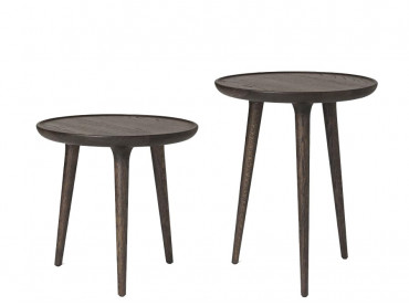 Table d'appoint scandinave modèle Accent chêne foncé.  Ø 45 cm, 2 tailles