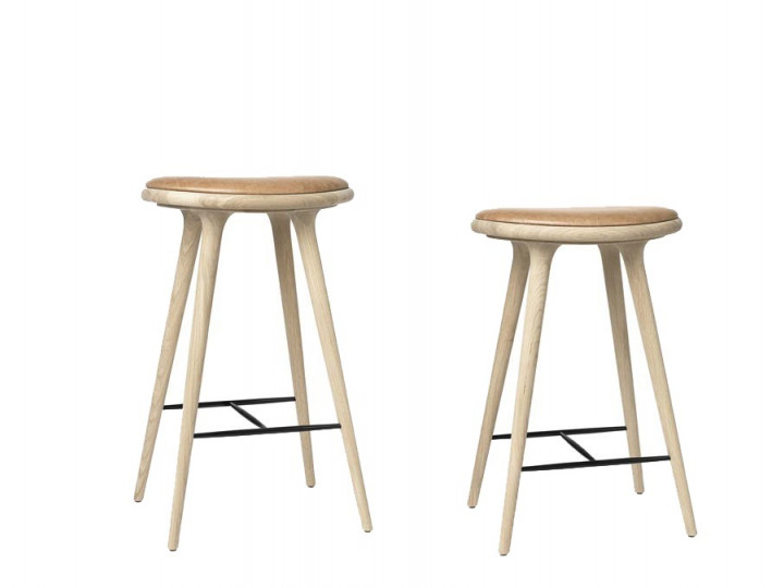 Tabouret scandinave. 69 cm ou 74 cm. Chêne naturel savonné.  