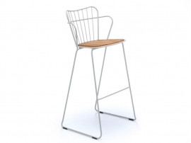 Tabouret de bar d'exterieur scandinave modèle PAON 5 coloris