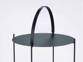 Edge outdoor tray table Ø 62 cm