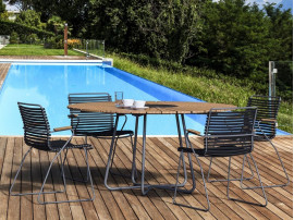 Circle outdoor dining table,  Ø 150 cm. 8-10 seats