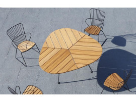 Table de repas scandinave d'extérieur  modèle Leaf, 9 pers.