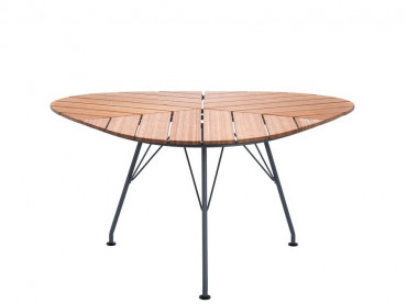 Table de repas scandinave d'extérieur  modèle Leaf, 9 pers.