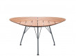 Table de repas scandinave d'extérieur  modèle Leaf, 9 pers.