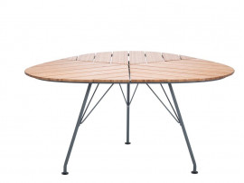 Table de repas scandinave d'extérieur  modèle Leaf, 9 pers.