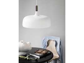 Acorn Pendant Lamp. White