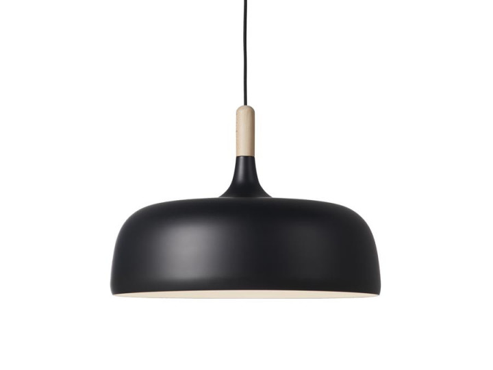 Suspension scandinave modèle Acorn. Noir