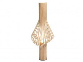 Lampadaire scandinave modèle Diva. Chêne naturel