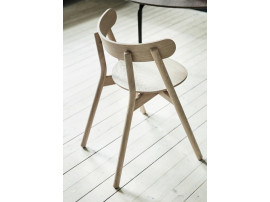 Chaise scandinave modèle Oaki. Chêne naturel