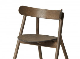 Oaki Chair. Natural fumé