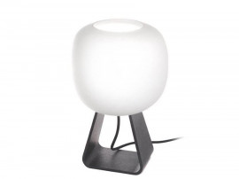 Petite lampe de table scandinave en opale et chêne laqué noir modèle Toad 