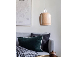 Suspension scandinave modèle Poiju frêne naturel