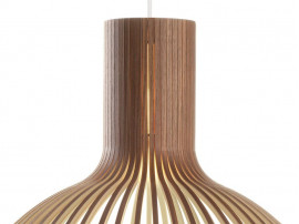 Suspension scandinave modèle  Octo 4240. Noyer. 