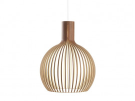 Suspension scandinave modèle  Octo 4240. Noyer. 