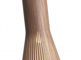 Lampe de table scandinave modèle Secto 4220. Noyer.  