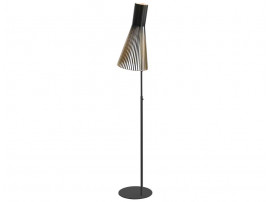 Secto 4210 Floor Lamp. 