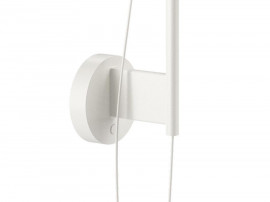 Yuh wall lamp . White