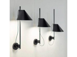 Yuh wall lamp . Black