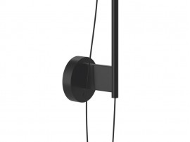 Yuh wall lamp . Black