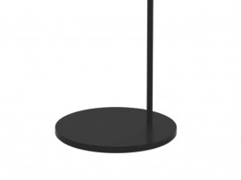 Yuh floor lamp . Black