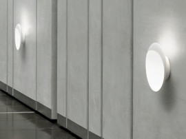 Flindt wall lamp. 3 sizes, 3 colors