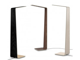 Led 2 floor lamp. White or black