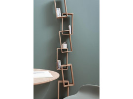 Kao simple Bookcase