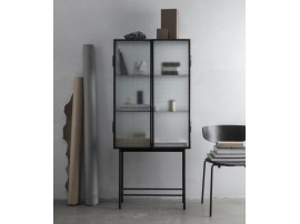 Vitrine scandinave modèle Haze. 