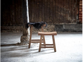 Tabouret de comptoir scandinave modèle Charles.