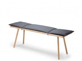 Banc scandinave modèle Georg. Naturel