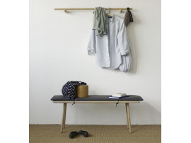 Banc scandinave modèle Georg. Naturel