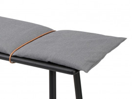 Georg Bench. Black. 