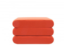 Pouf et lit d'appoint scandinave modèle Bingo. 